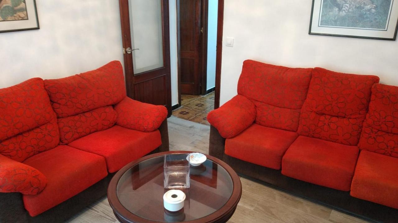 Piso En Centro Urbano De Puentedeume Con Terraza Apartment Exterior foto