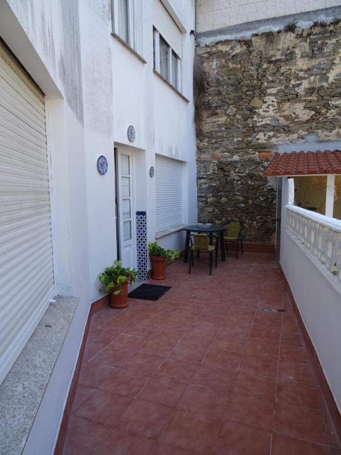 Piso En Centro Urbano De Puentedeume Con Terraza Apartment Exterior foto